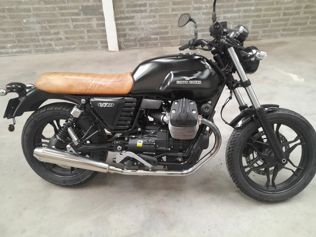 2015  MOTO-GUZZI  V7 Stone  ( Deposit Received ) - Image 1