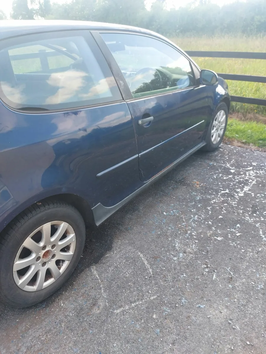 Volkswagen Golf 2005 - Image 4