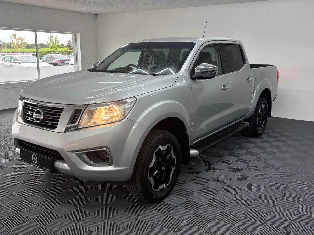 2016 Nissan Navara 2.3 Crewcab - Image 4