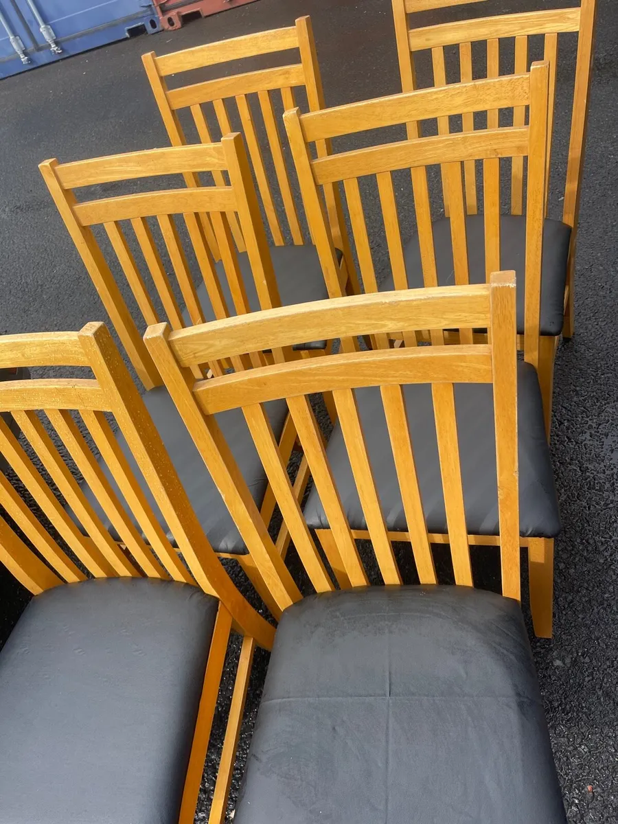 6 dining chairs - Image 1