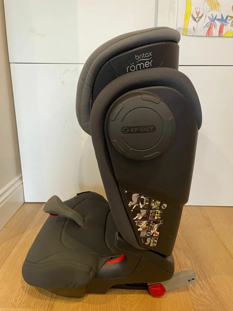 Car Seat/Booster sear - Image 2