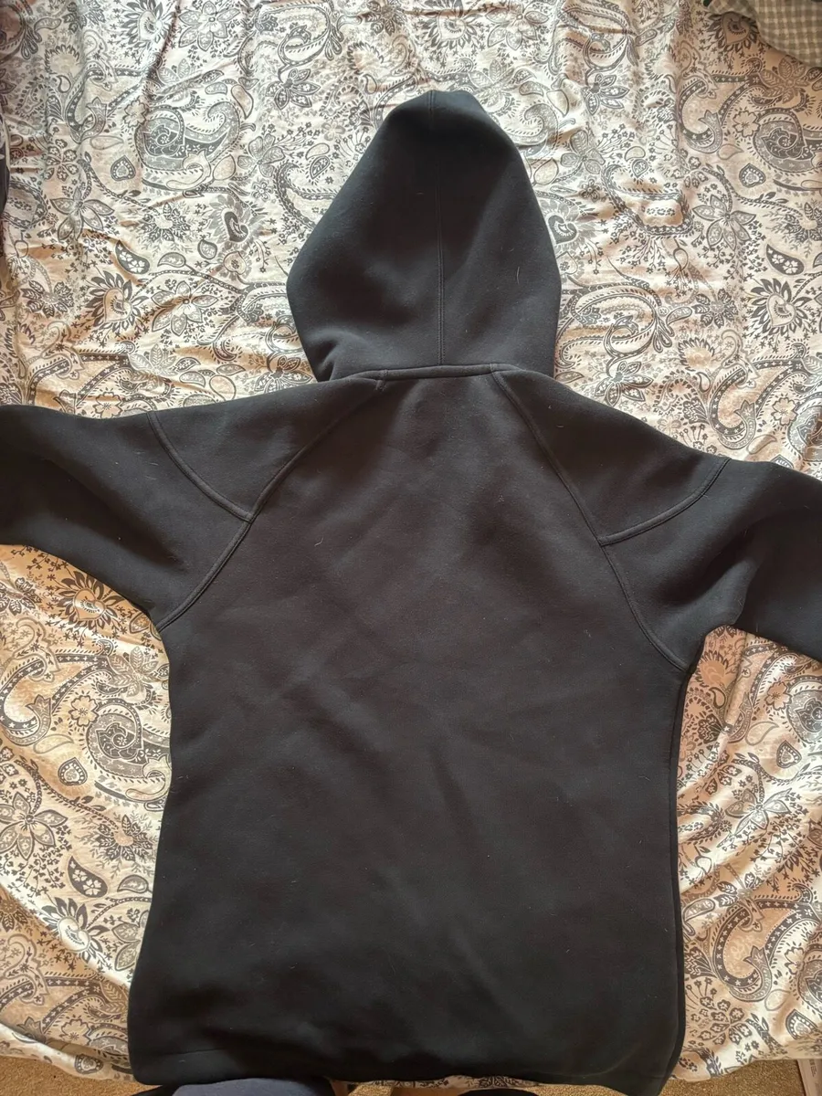 Nike Fleece Hoodie - Image 1