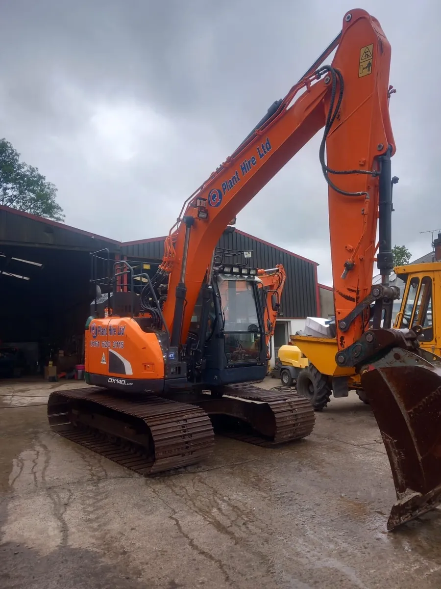 2016 Doosan DX140 LCR - Image 2
