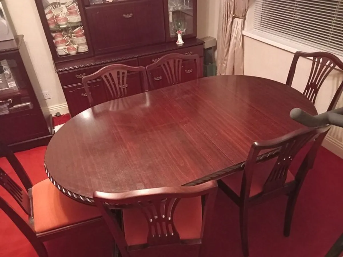 Dining room table and chairs - Image 4