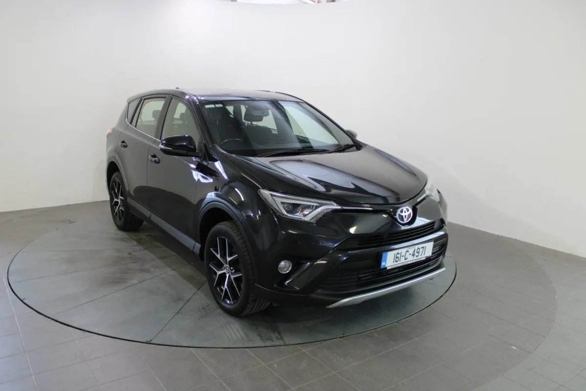 Toyota Rav4 2.0 D-4d (143) 2WD Luna Sport - Image 1