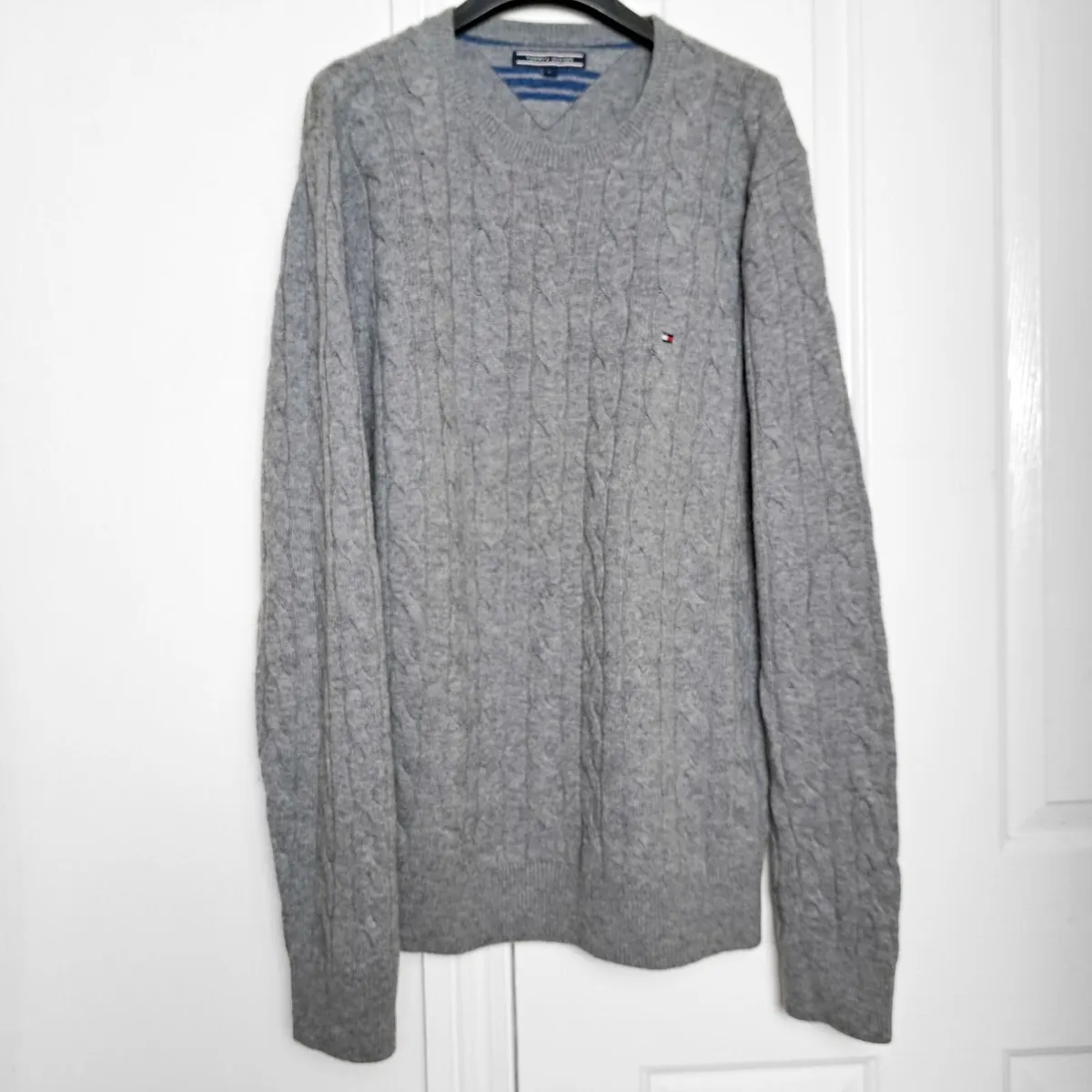 Tommy Hilfiger Grey Jumper Lambs Wool Mens L - Image 1