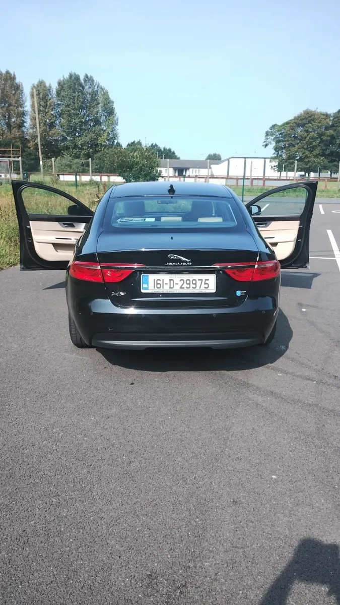 Jaguar XF 2016 - Image 4