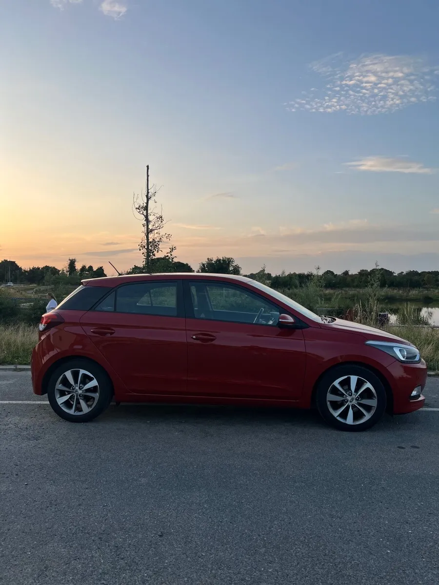 Hyundai i20 DELUXE 2016 5DR w/ Dashcam - Image 2