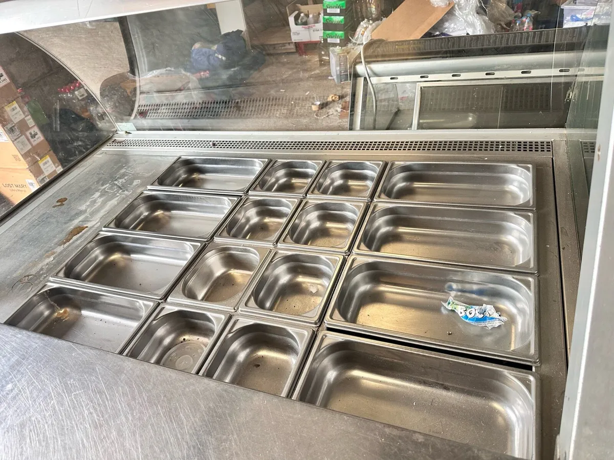 Deli hot and cold counter - Image 1