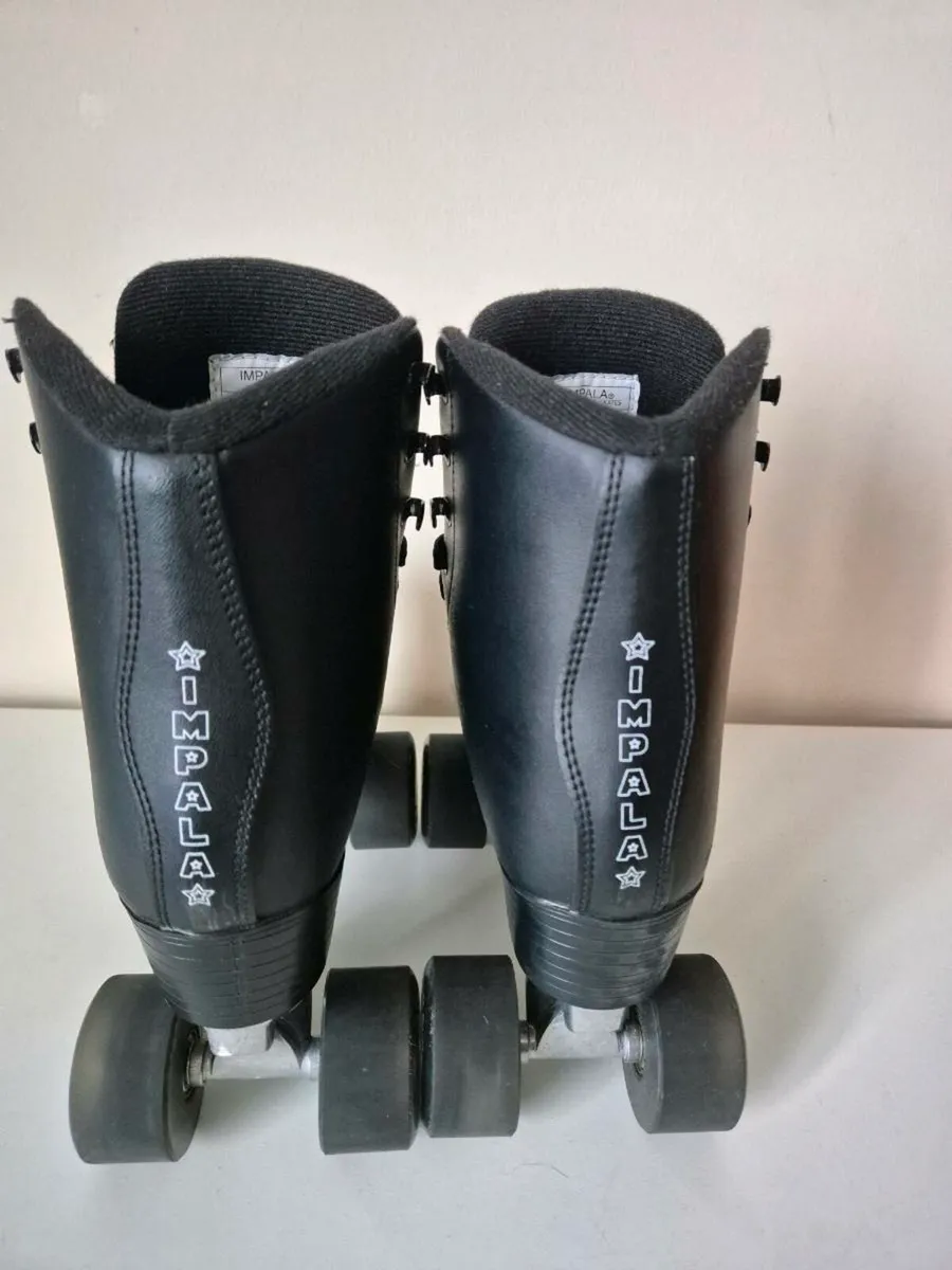 Impala Skate Black Leather Rollerskates - Image 3