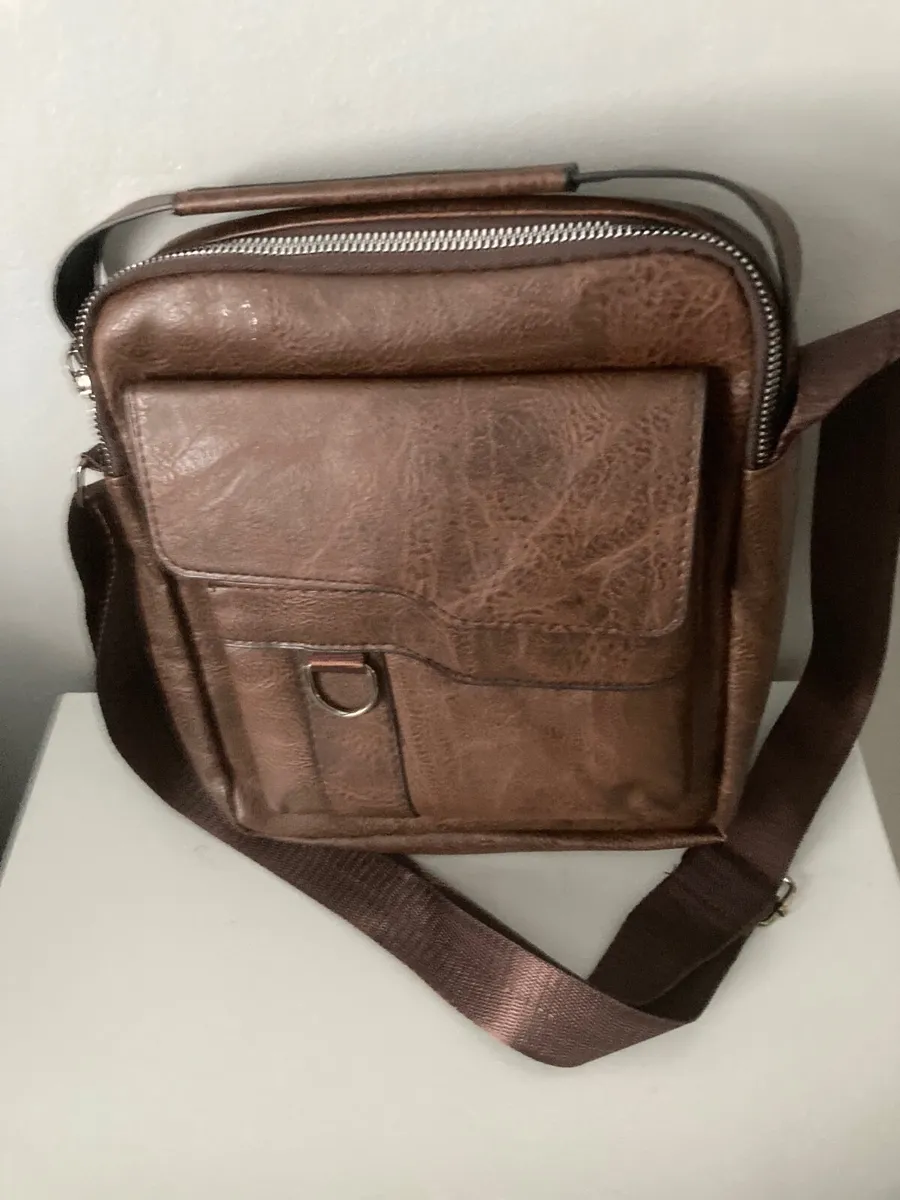 Men’s Shoulder / Cross bodyBags - Image 1