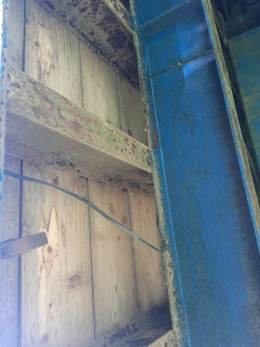 Lowloader - Image 3