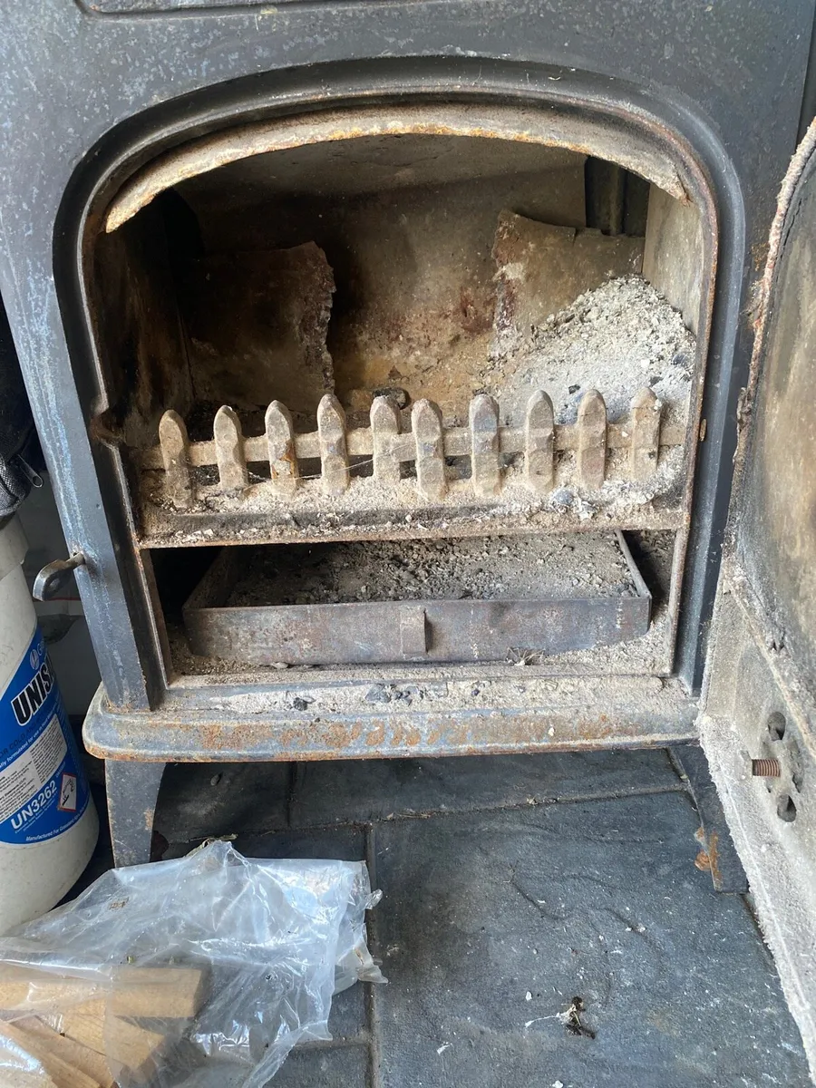 Stove - Image 2