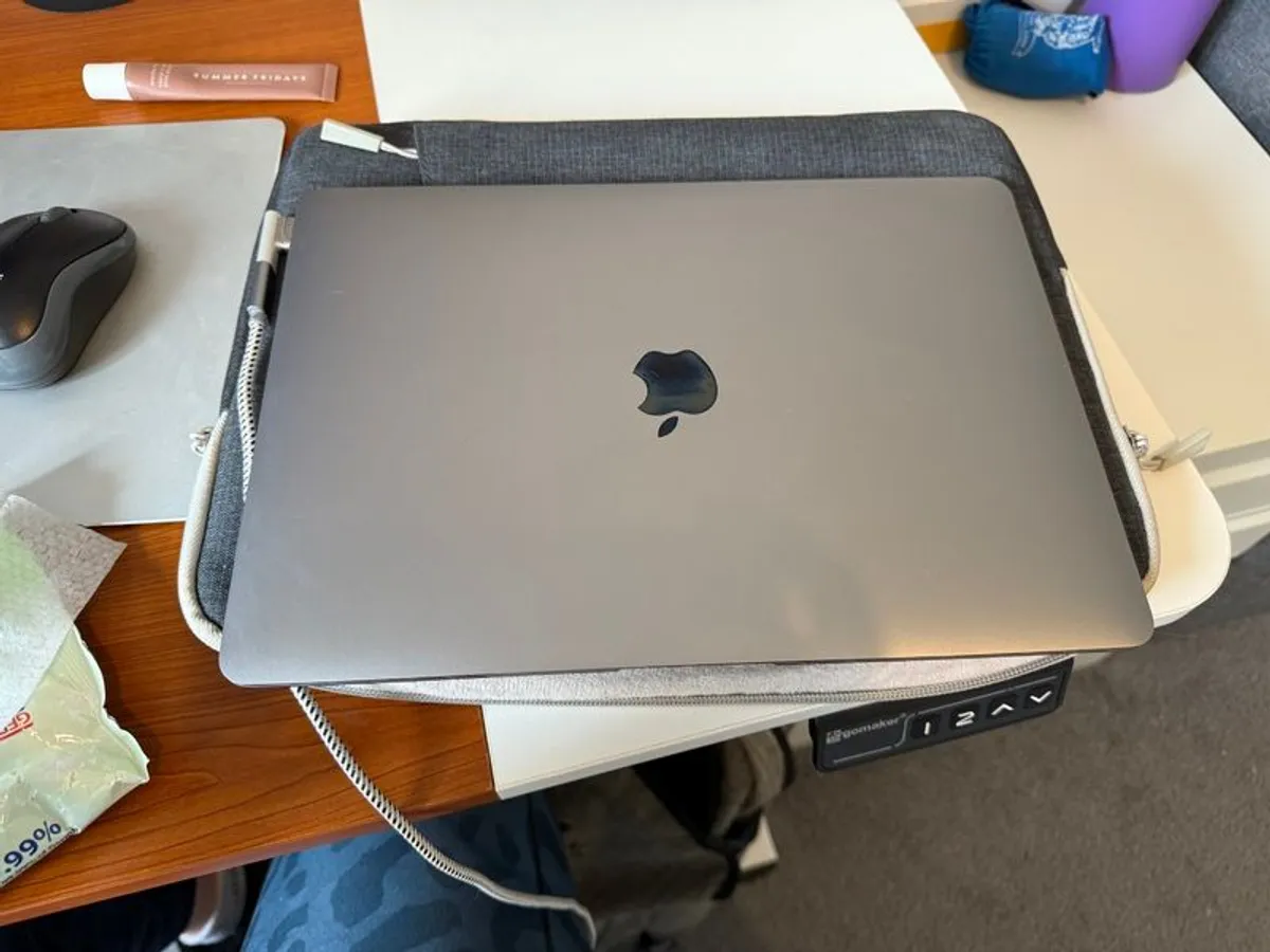 For Sale: 2020 MacBook Air Retina 13-inch - Image 3