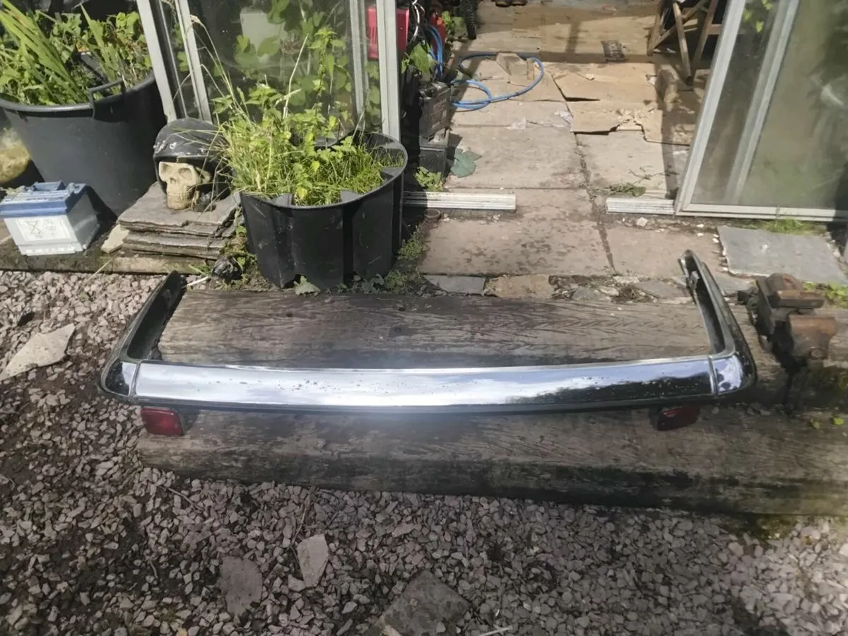 1974 triumph stag front and rear bumpers. - Image 2