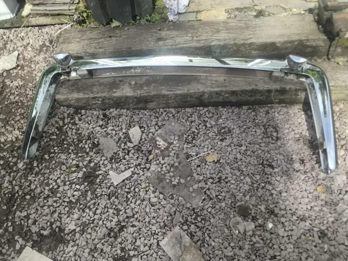 1974 triumph stag front and rear bumpers. - Image 4