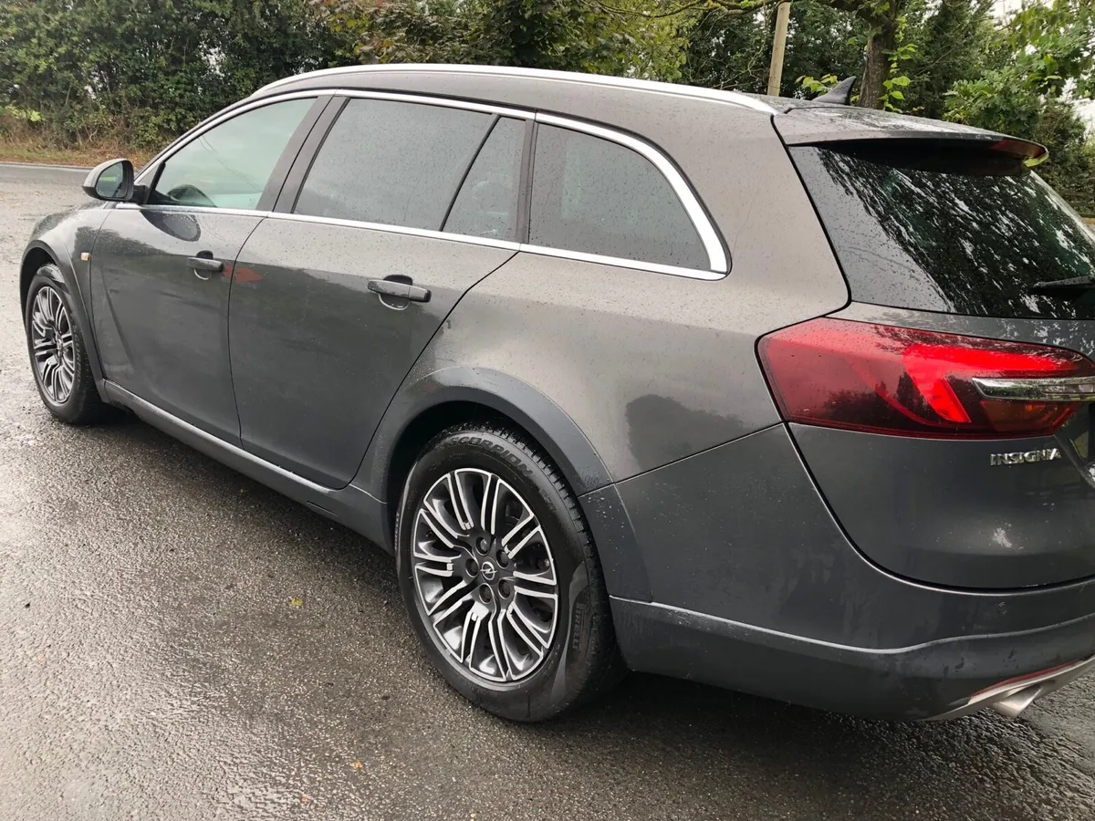 OPEL INSIGNIA 4X4 COUNTY TOURER 🏉 - Image 3