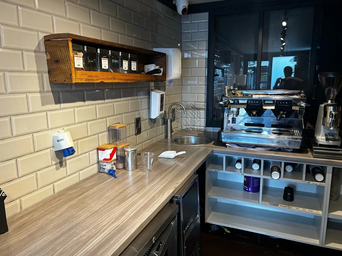 Coffee Container Fully Equipped 20ft - Image 3