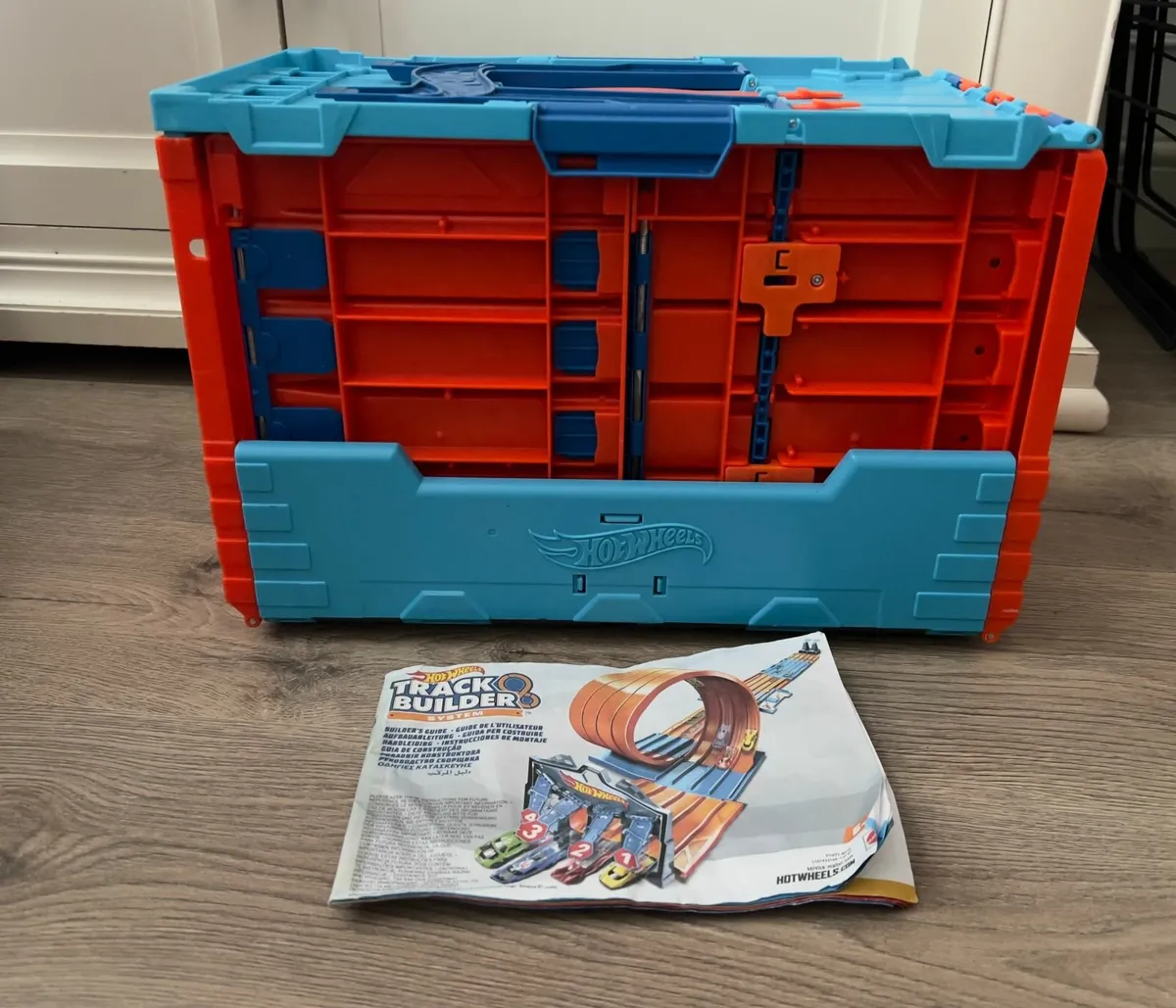 Hot Wheels Track Builder System Race Track Crate - Image 1