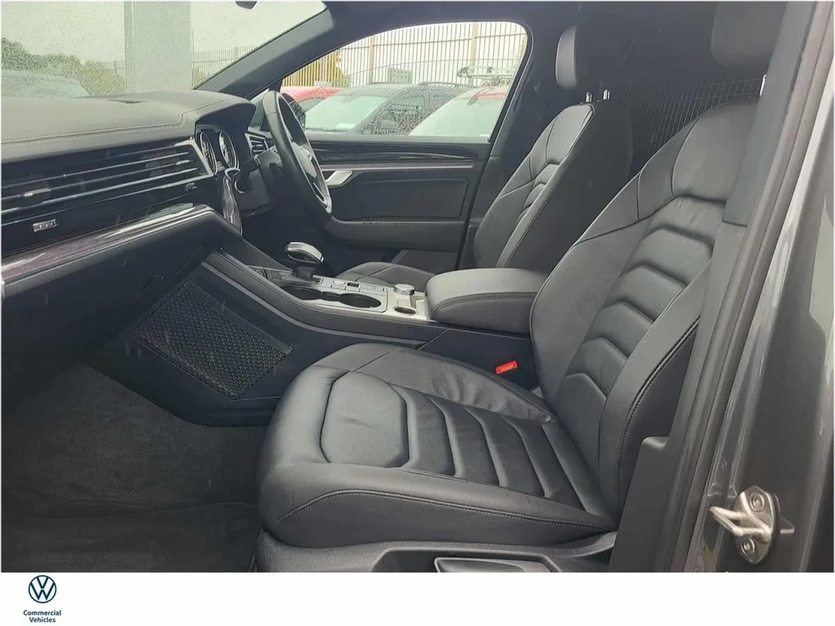 Volkswagen Touareg Commercial 3.0 TDI 4motion 231 - Image 4