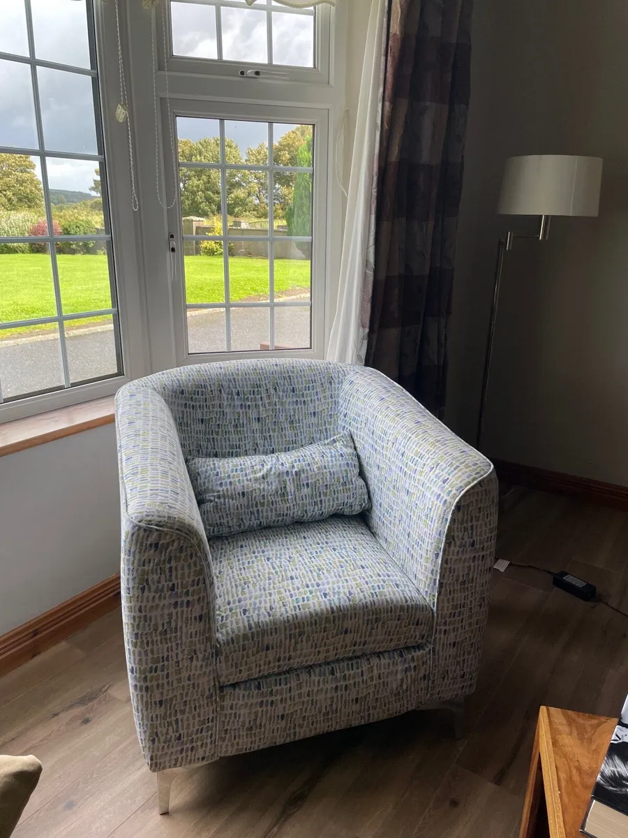 Armchairs and 2-seater - Image 1