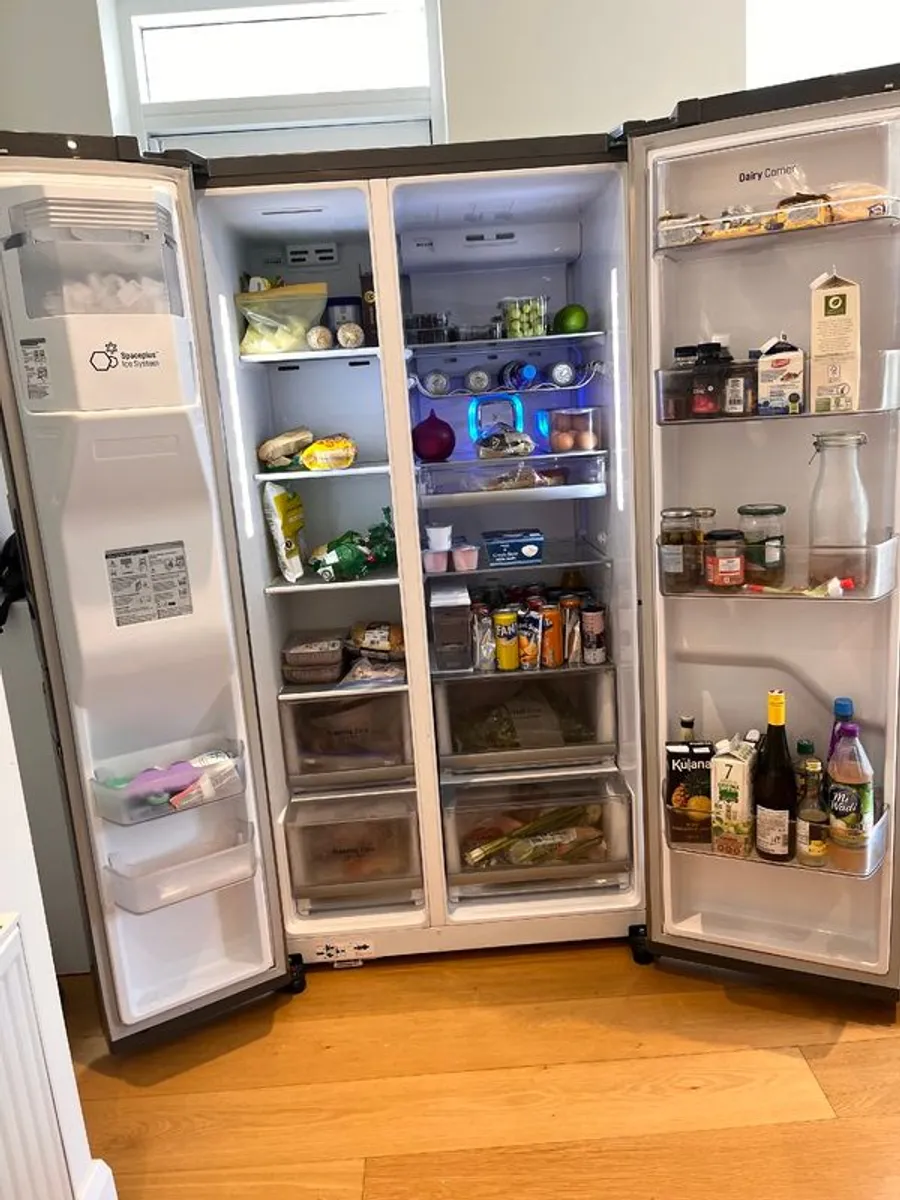 American Fridge/ Freezer - Image 1