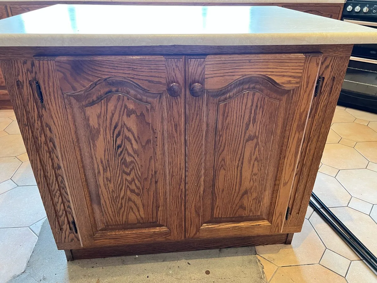 Kitchen, utility, cooker and island - Image 4