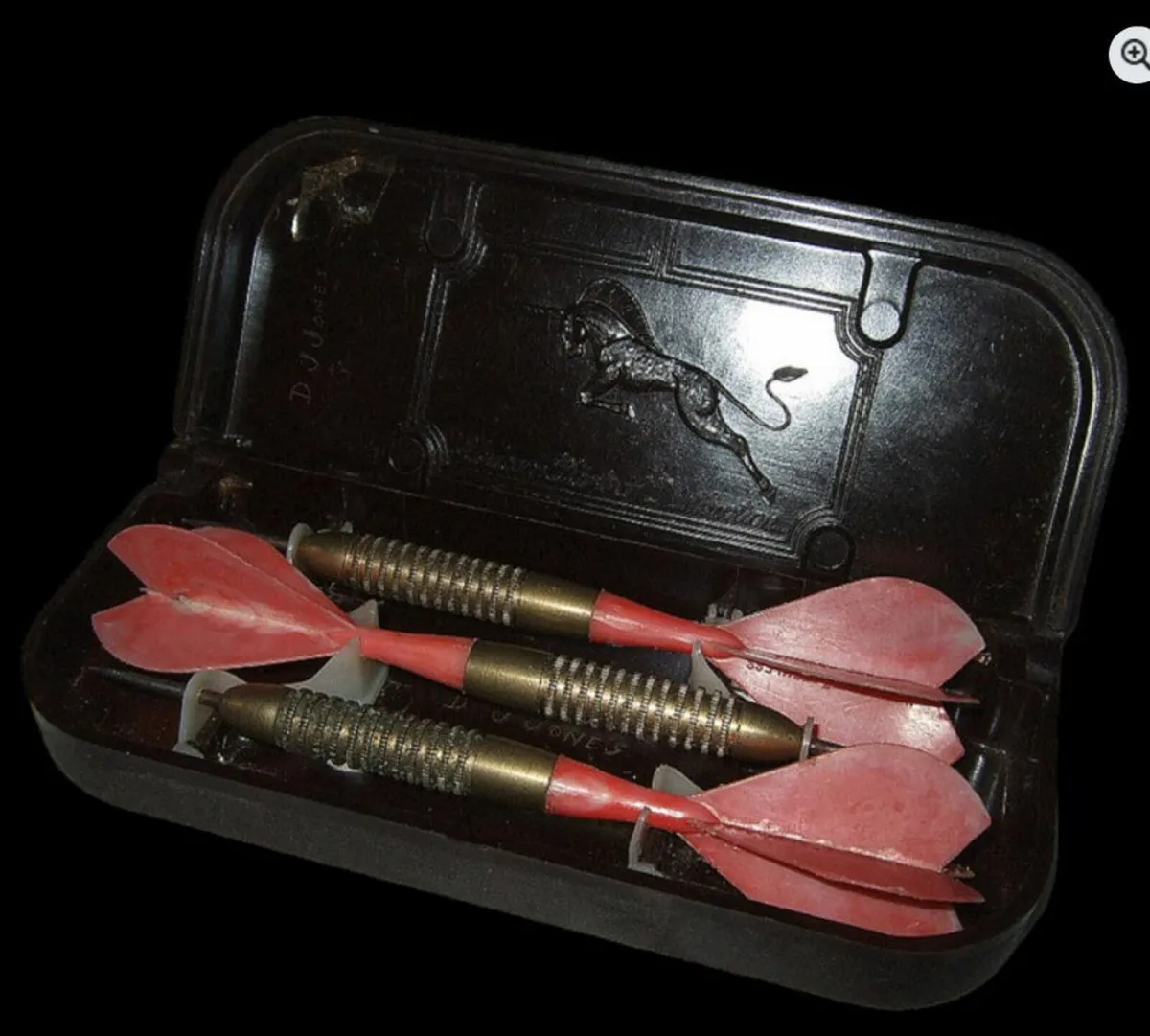 Vintage Set of 1940s Darts-Authentic/Bakelite Case - Image 3