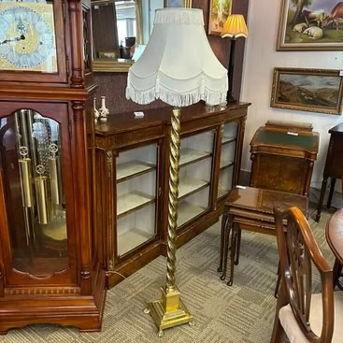 Beautiful barely twist brass floor lamp