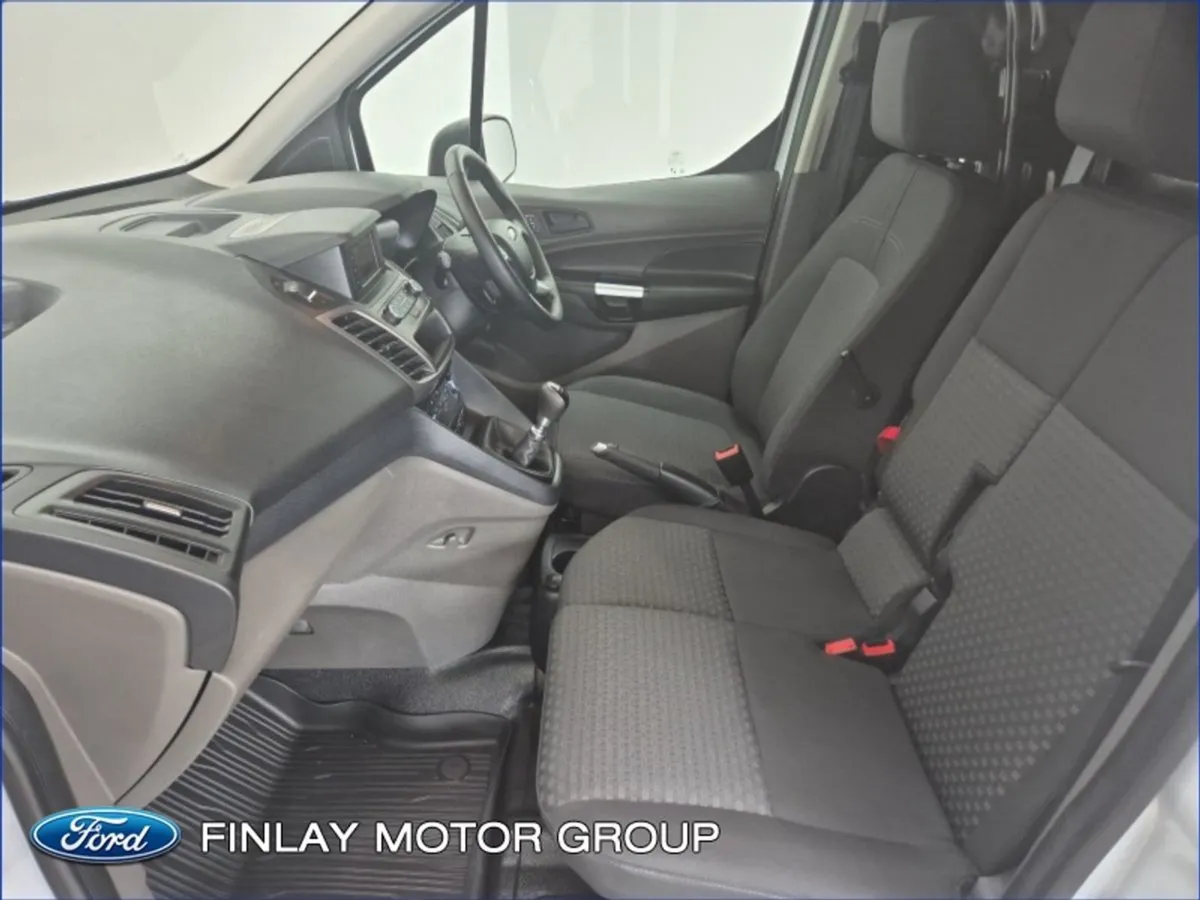 Ford Transit Connect LWB - 3 Seats - 120PS Trend - Image 4