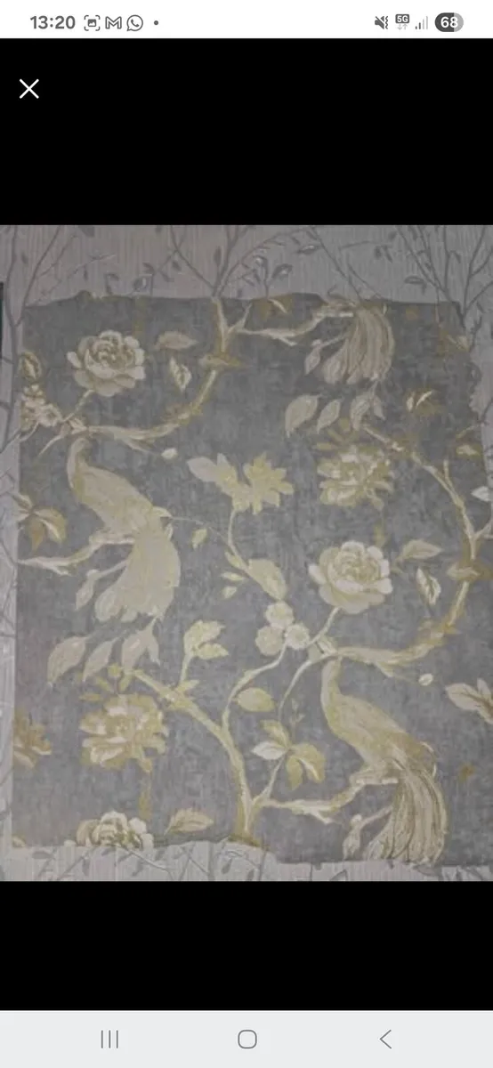 Beautiful feature wall wallpaper - Image 2