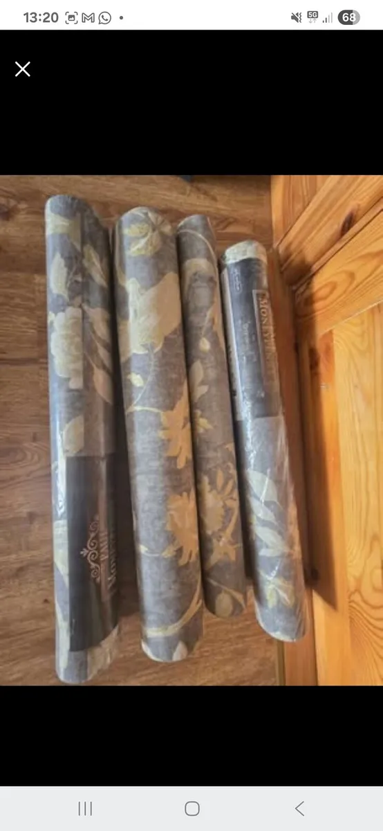 Beautiful feature wall wallpaper - Image 3