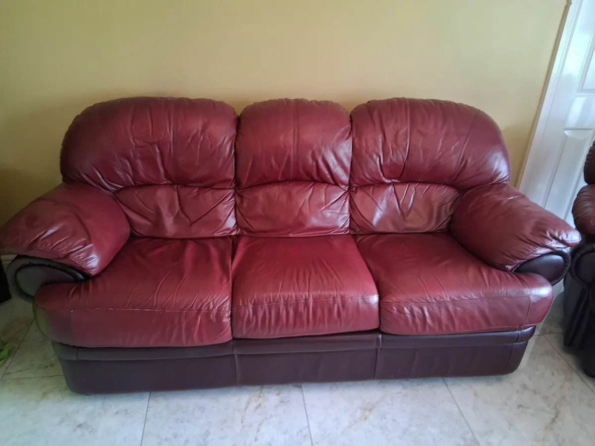 sofa - Image 3