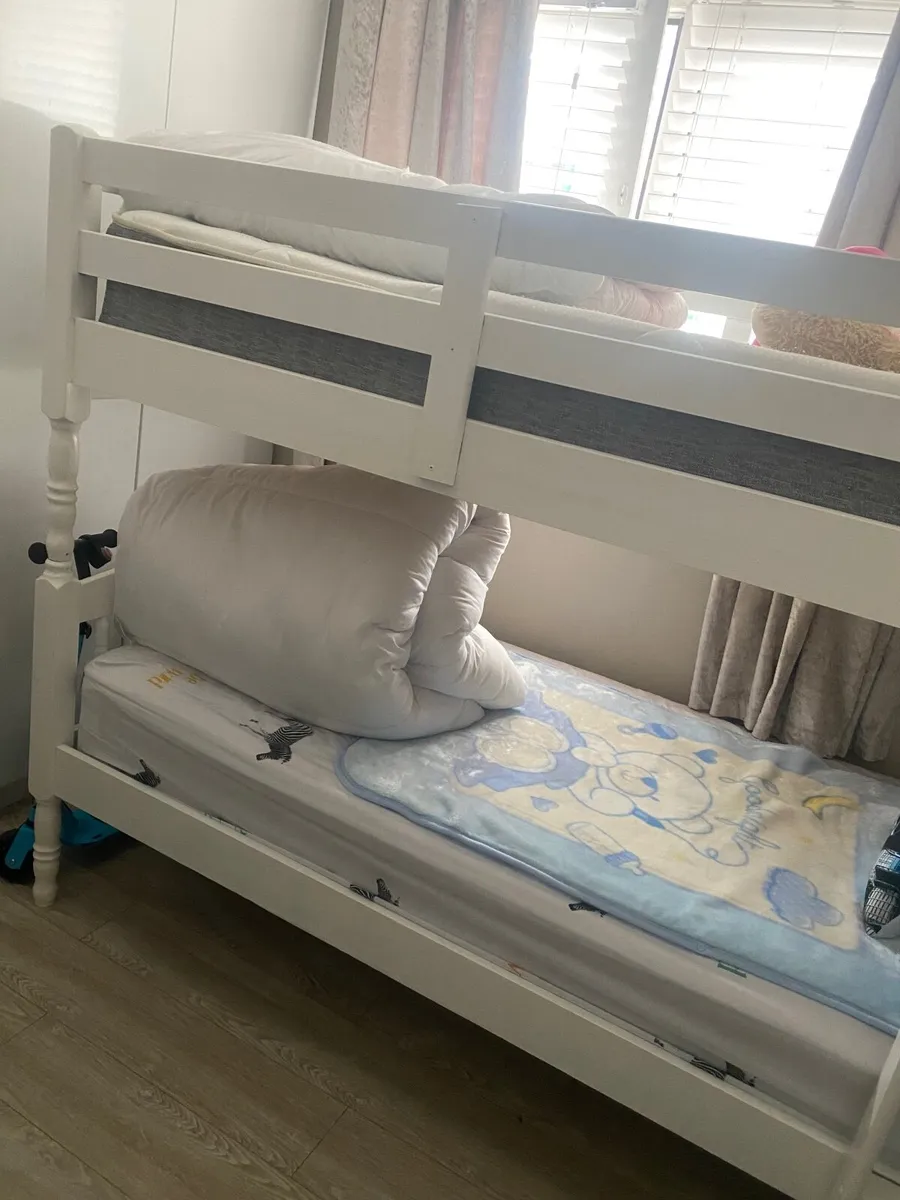 Bunk beds - Image 2