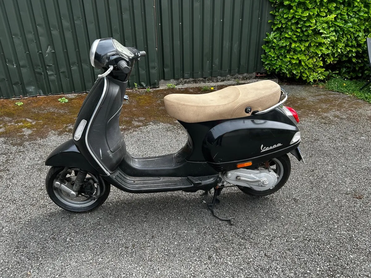09 Piaggio / Vespa lx 50 - Image 1