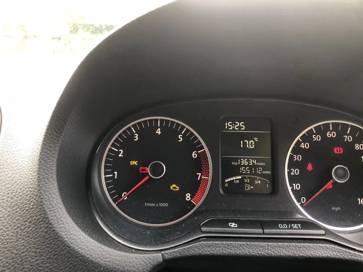 Volkswagen Polo 2011 - Image 3