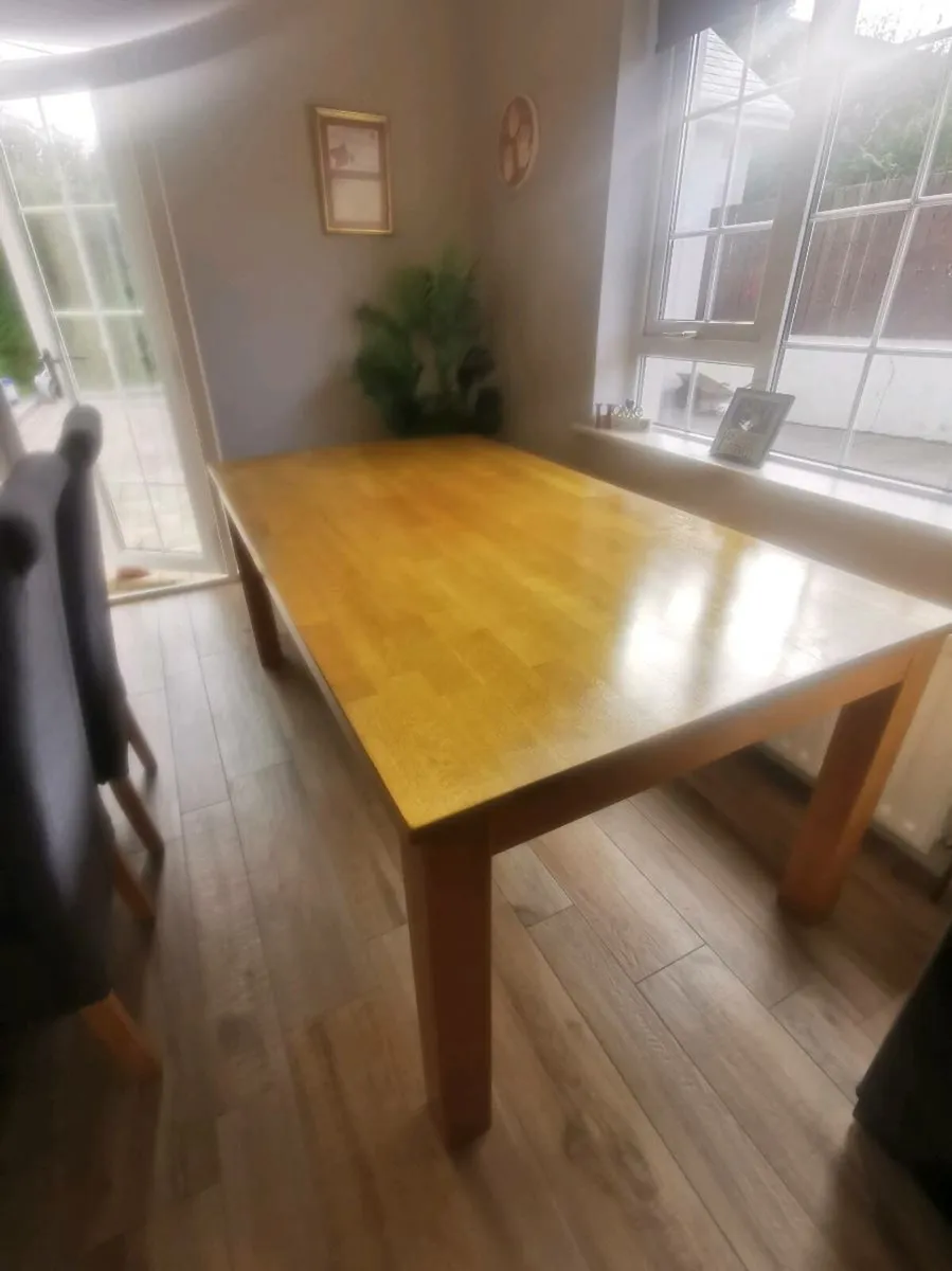 Oak kitchen table - Image 2