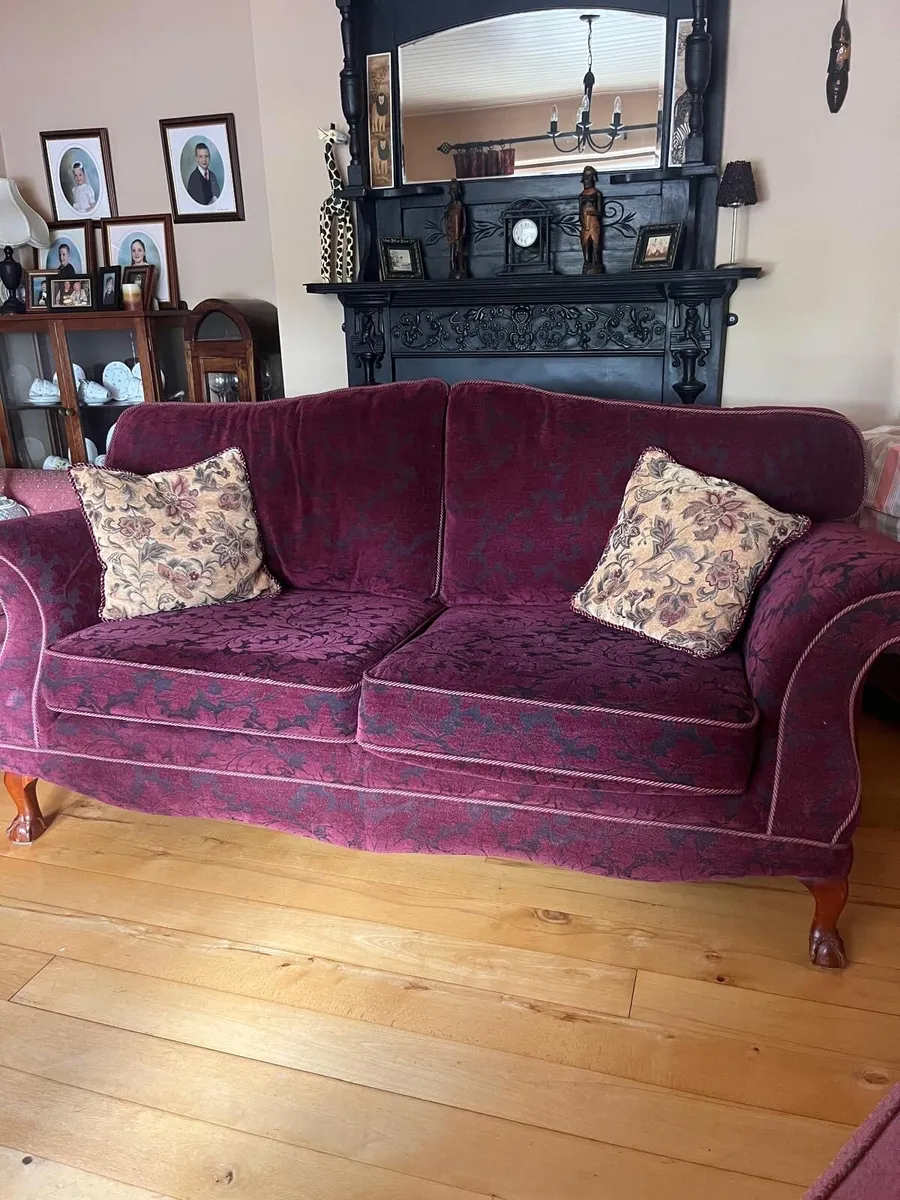 Couch - Image 2