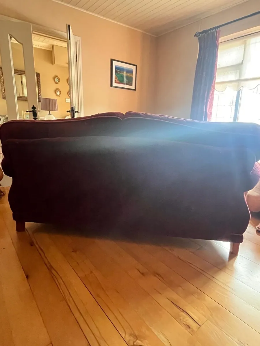 Couch - Image 4