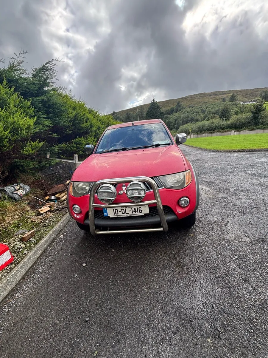 Mitsubishi L200 - Image 1