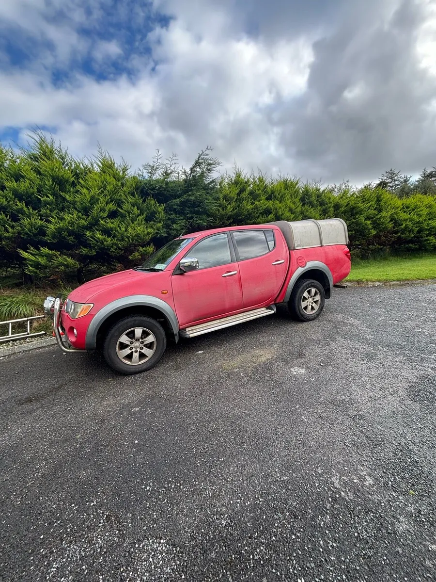 Mitsubishi L200 - Image 2