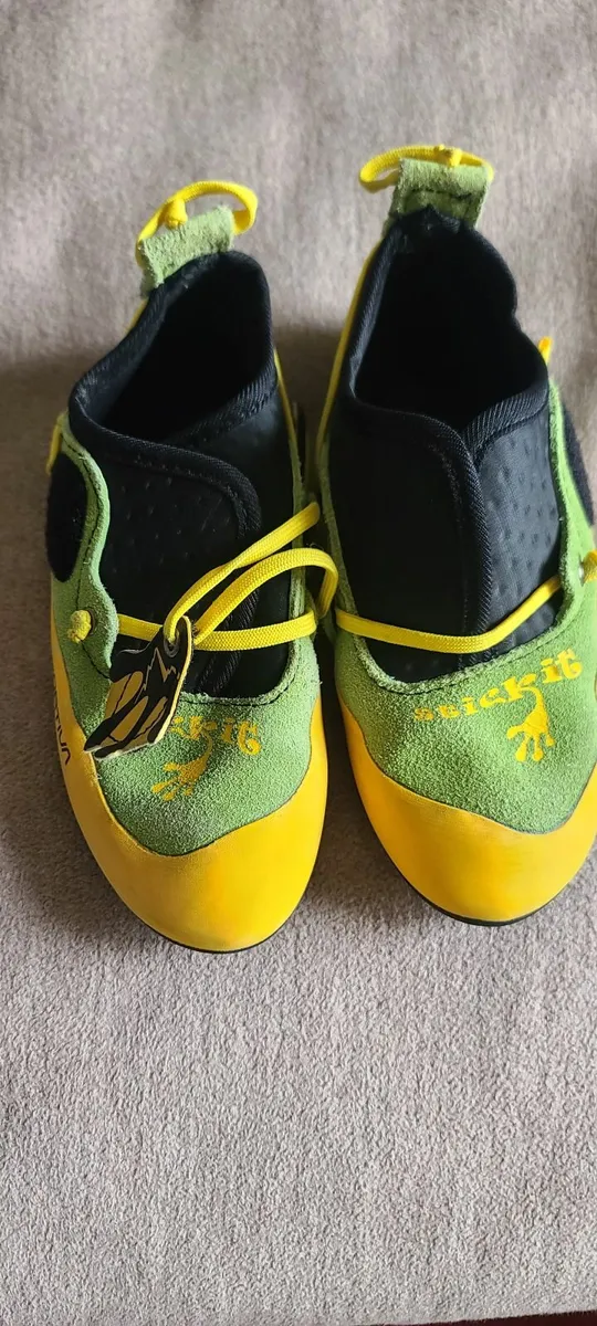 Kids climbing shoes size 32  la sportiva - Image 2