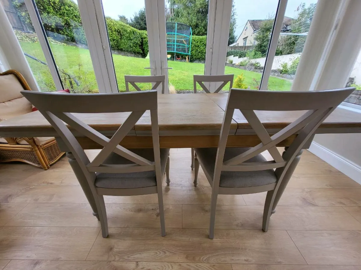 Caseys furniture Dining Table and chairs - Image 2