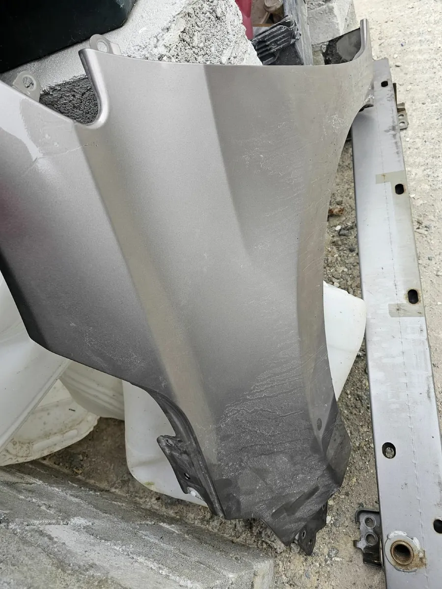 Toyota Corolla parts 2016 - Image 3