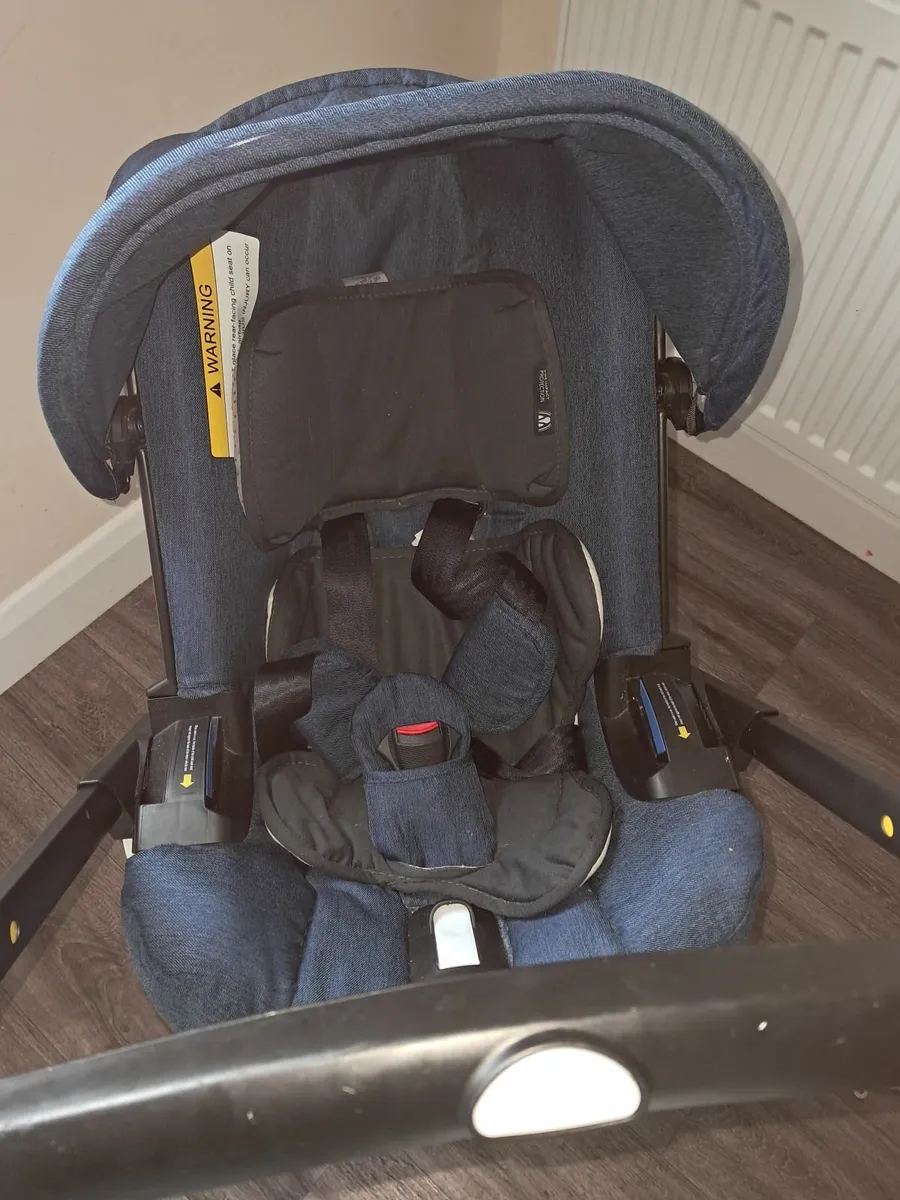 Doona like buggy - Image 3