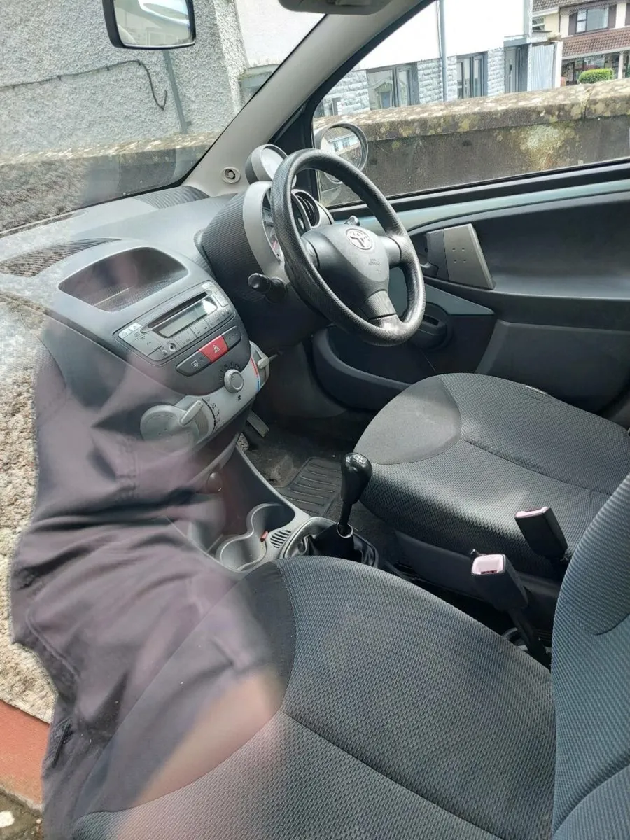 Toyota Aygo VVTI Sport - Image 4