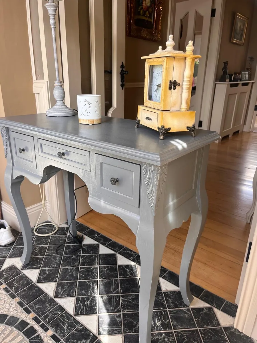 Hall table - Image 2
