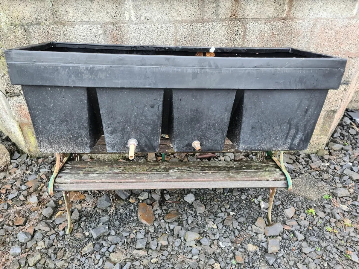 3 x water tanks with internals and connections - Image 4