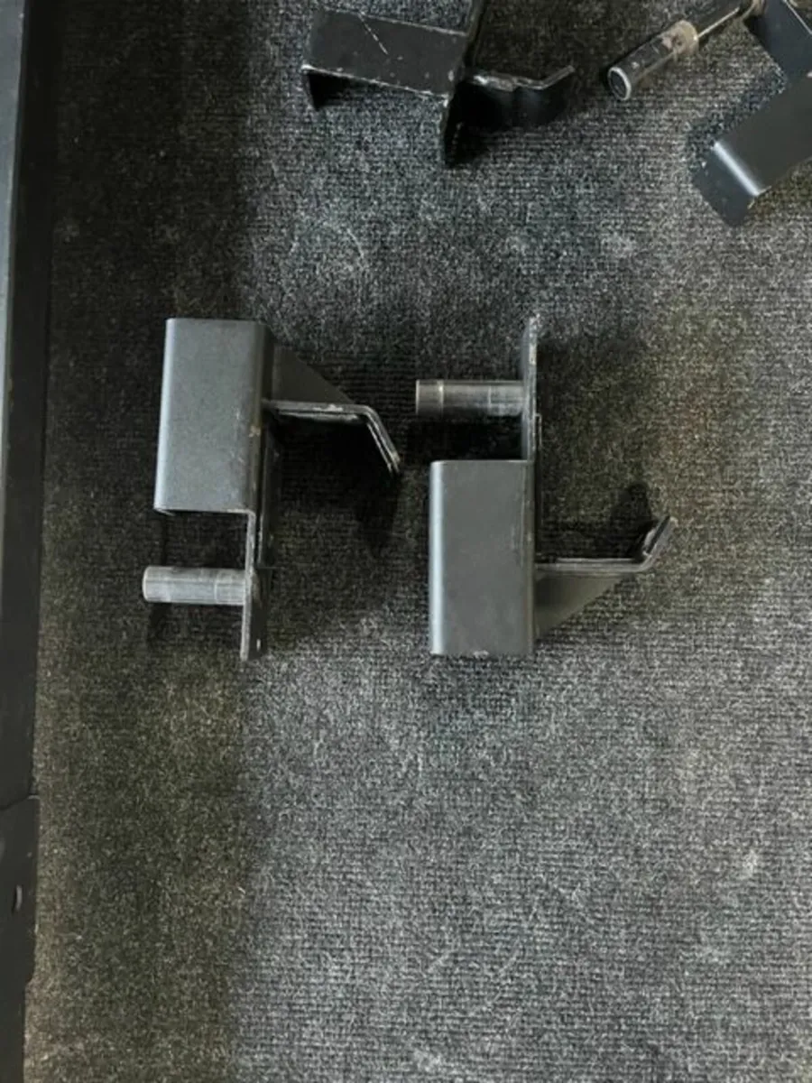 Gym Rack Semi Commercial - Image 1