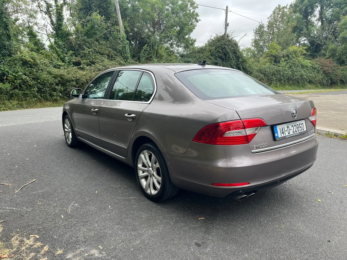 Skoda Superb 2014 Automatic transmission nctd08/26 - Image 4